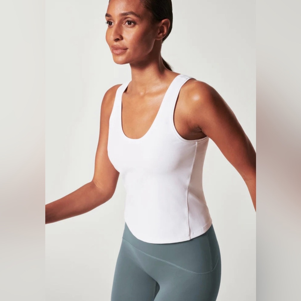 Spanx Get Moving Fitted Tank Off White Size 1X